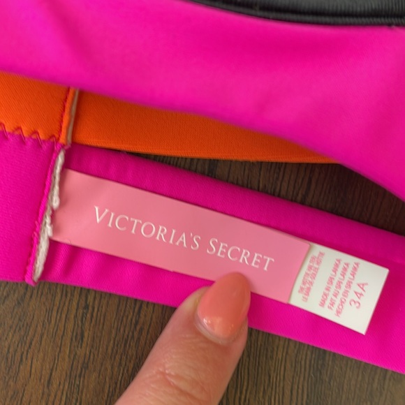 Victoria’s Secret neon hot pink color block bikini - Picture 5 of 5